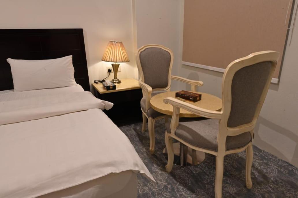 Al Furat Madayin Hotel Рияд Екстериор снимка